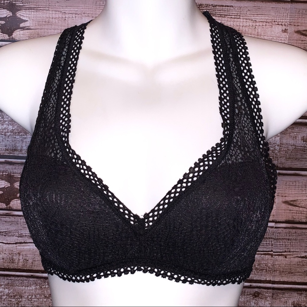Victoria’s Secret Black Lace Halter Bralette Small